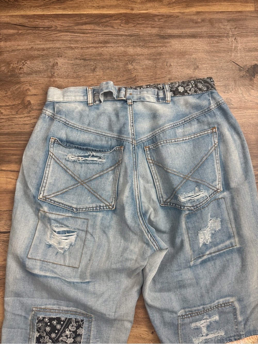 POL Offshore Patchwork Detail Pants Size Large - Picture 13 of 16